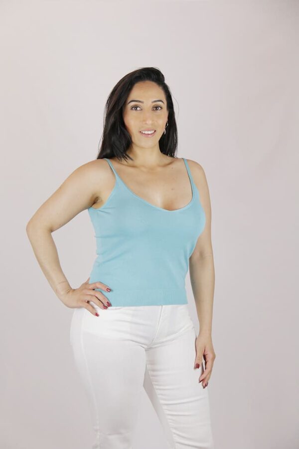 Top colore verde acqua