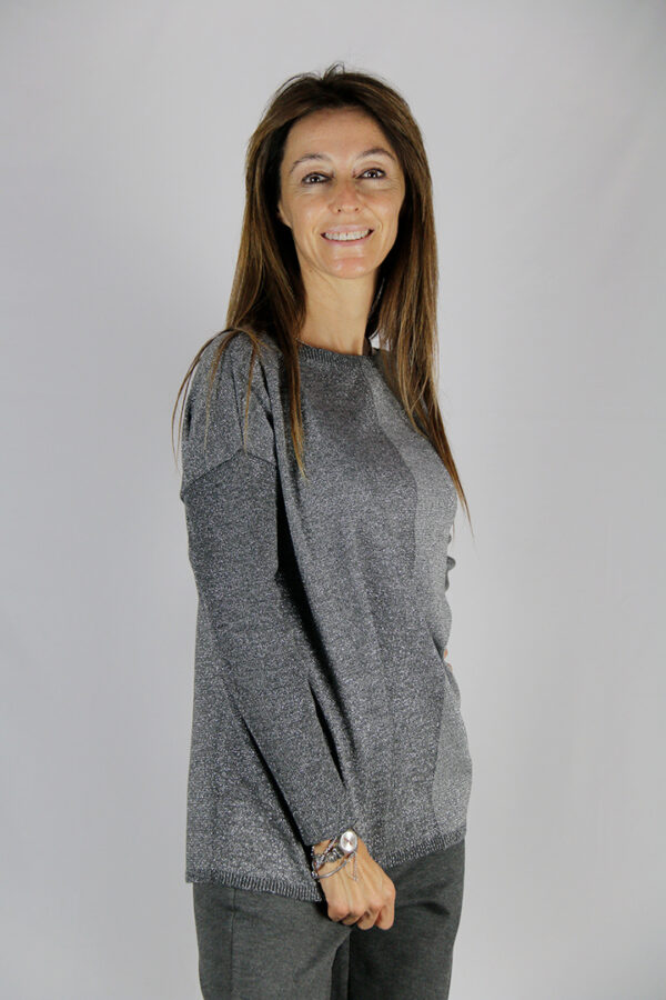 Maglia over in misto lana colore grigio con lurex - immagine 5
