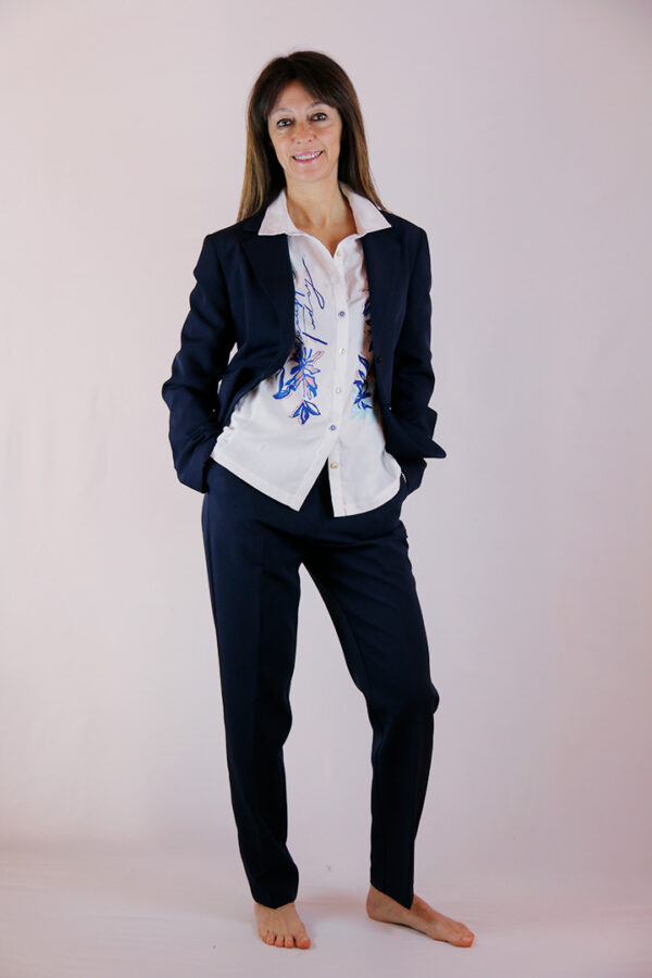 Tailleur blu donna elegante