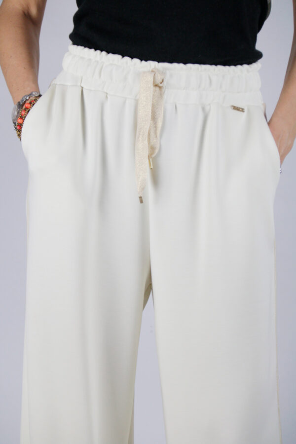 Pantalone fluido in viscosa avorio - immagine 3