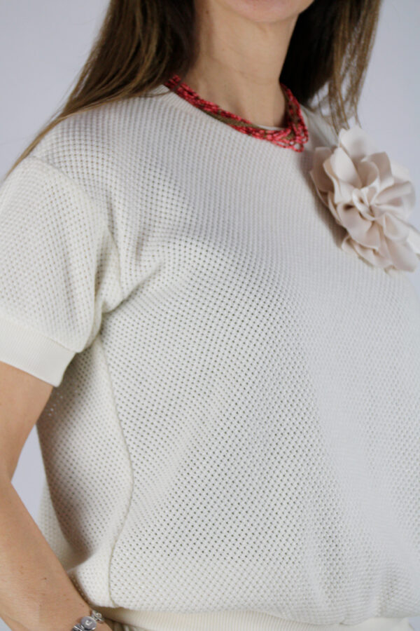 T-shirt traforata avorio - immagine 3