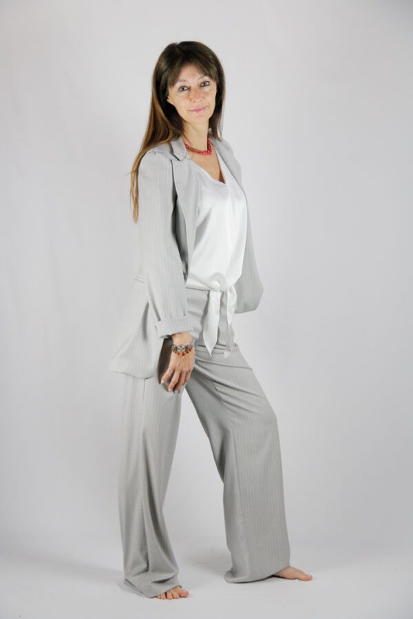 Tailleur grigio perla - immagine 2