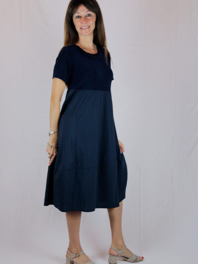 Abito Blu Elegante Versatile