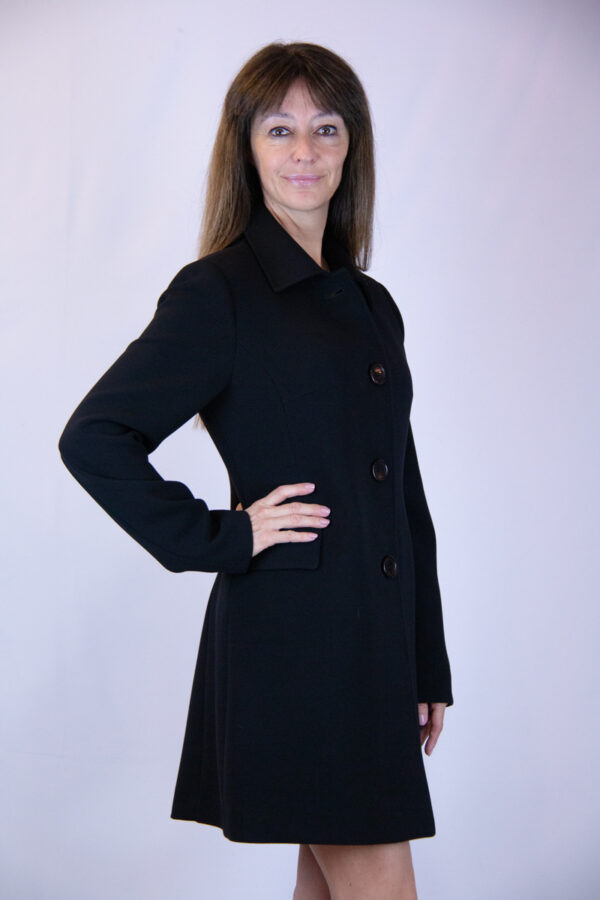 Cappotto nero in tessuto scuba - immagine 2