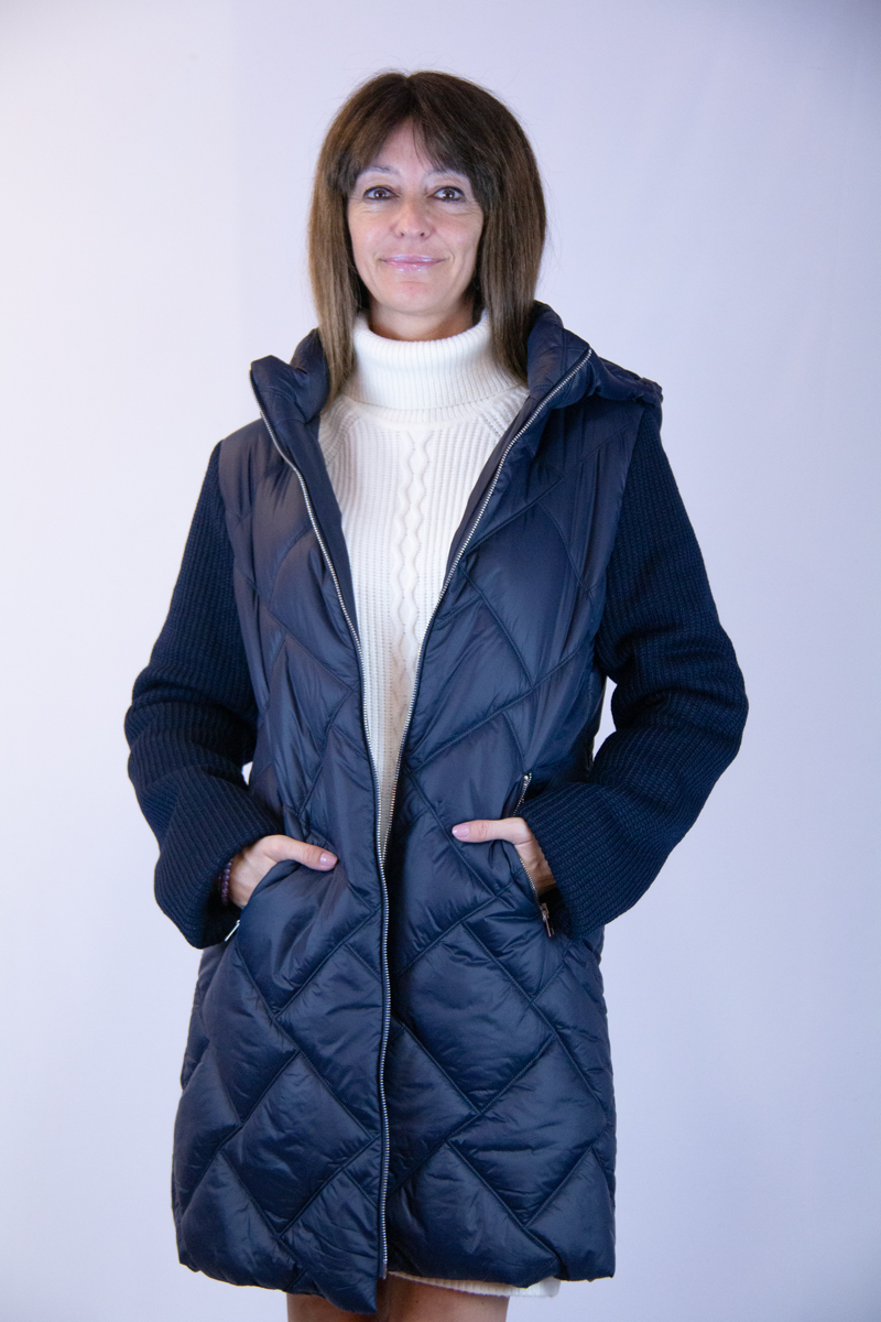 Giaccone lungo blu donna maniche in maglia - immagine 4