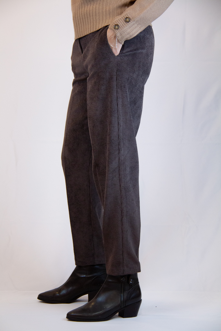 Pantalone velluto colore moro - immagine 3