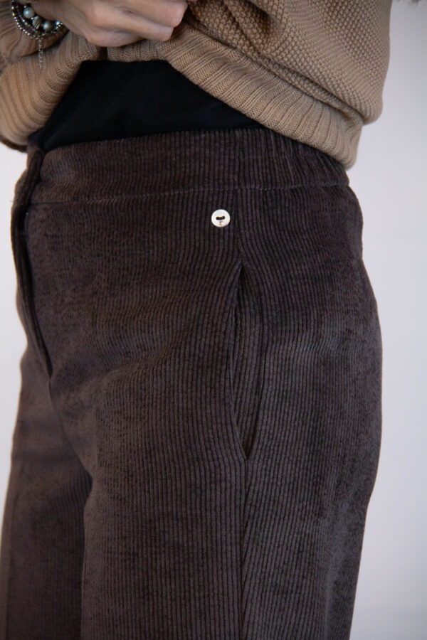 Pantalone velluto colore moro - immagine 5