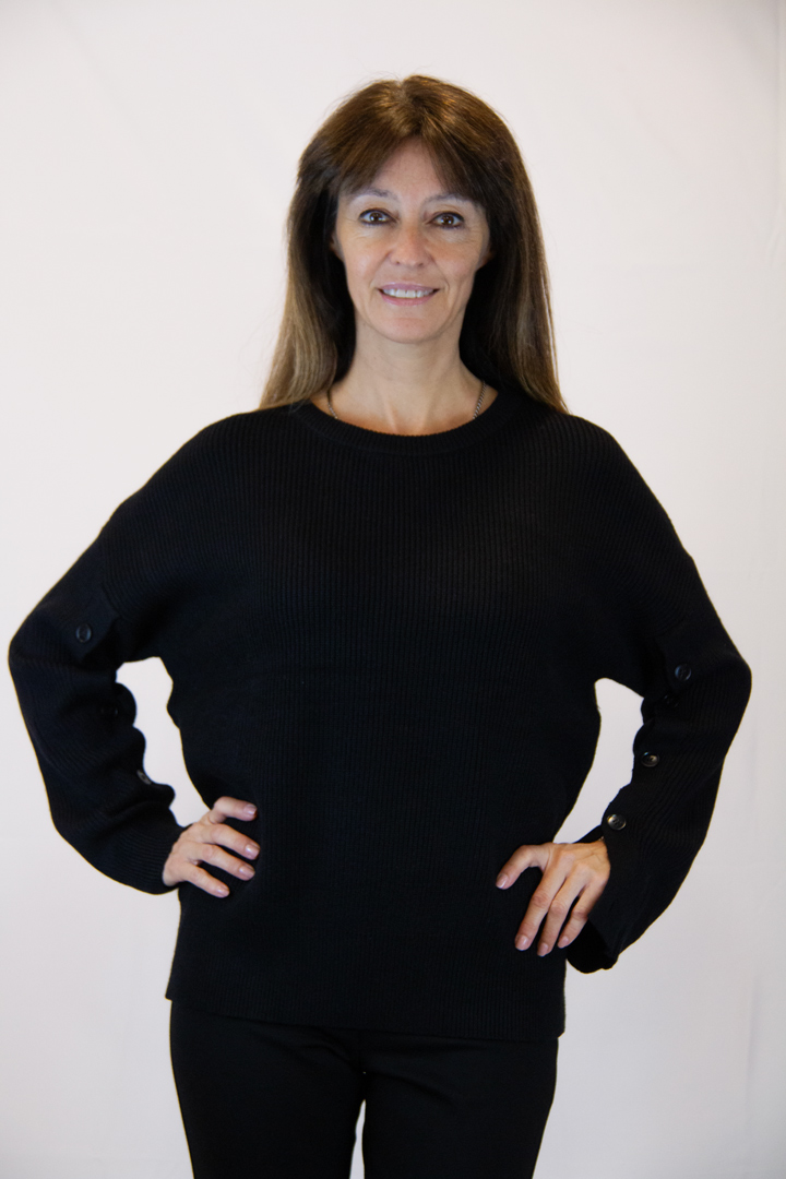 maglia nera donna casual