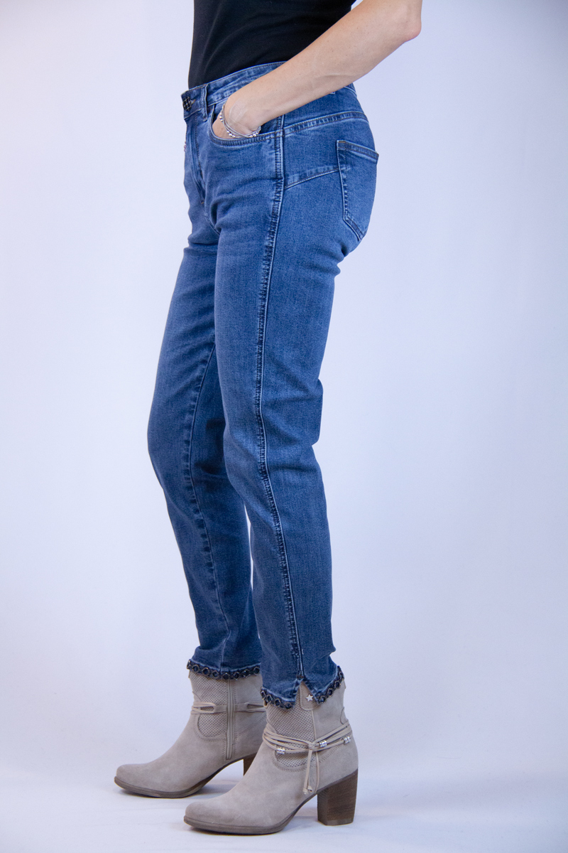 Jeans "skinny" con applicazioni - immagine 2