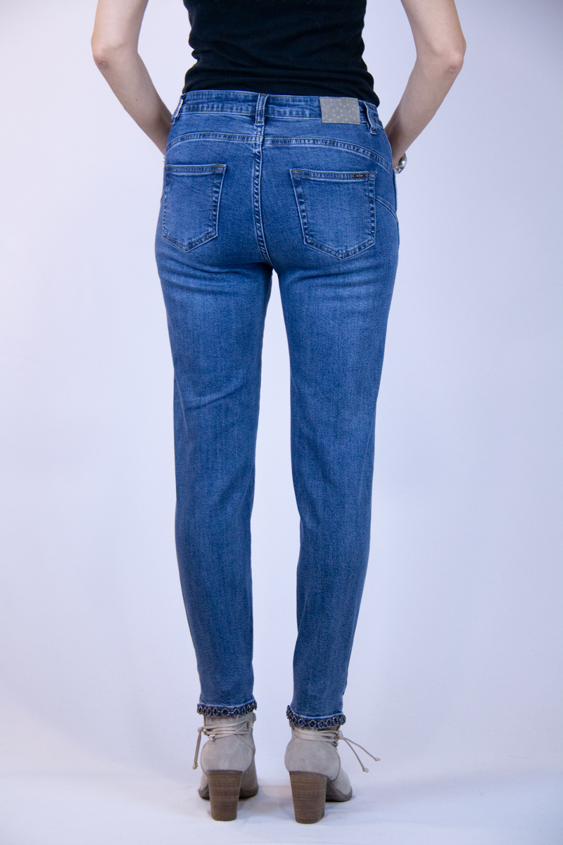 Jeans "skinny" con applicazioni - immagine 3