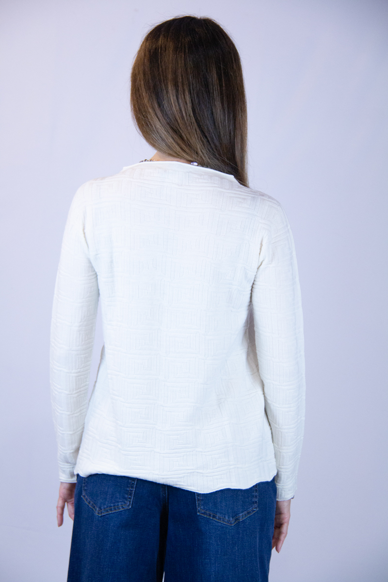 Maglia merinos colore panna con disegno a rilievo - immagine 4