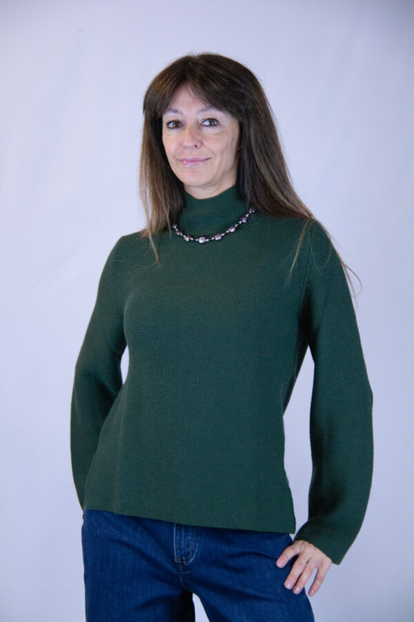 Maglia verde collo camino misto lana