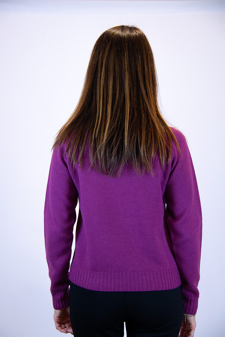 Maglia in lana merinos colore vinaccia - immagine 3